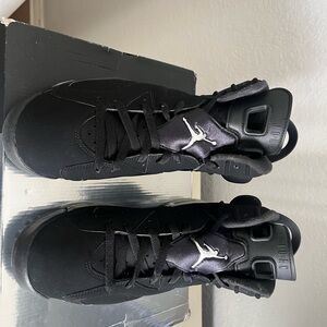 Jordan Black Sneakers
